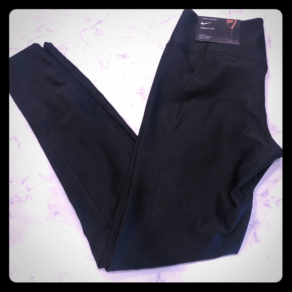 Women’s Nike legend tight fit work out pants